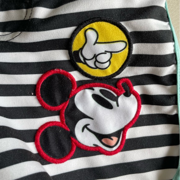 Disney x Mickey Mouse Swim Trunks 2T - Picture 5 of 13